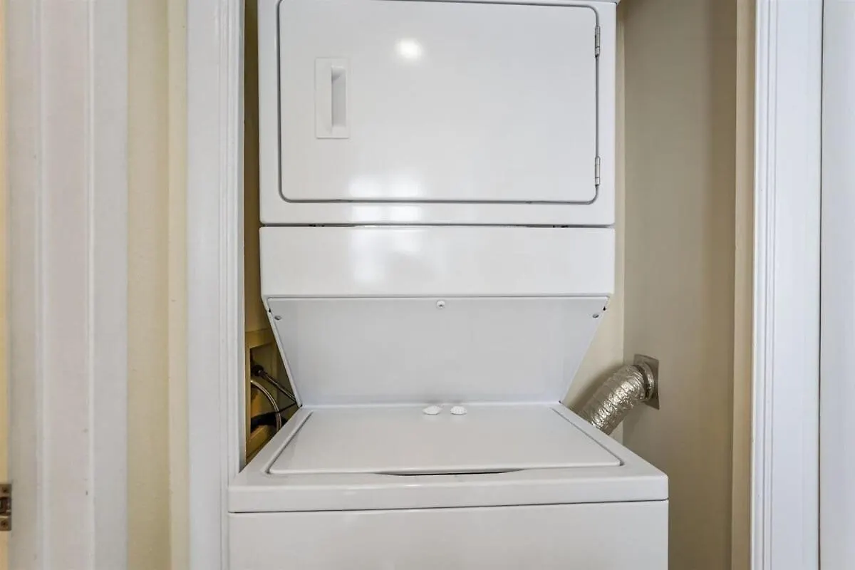 Edgewater Windward 104 - 1 Bedroom Beachfront Sleeps 4 Panama City Beach 0*,