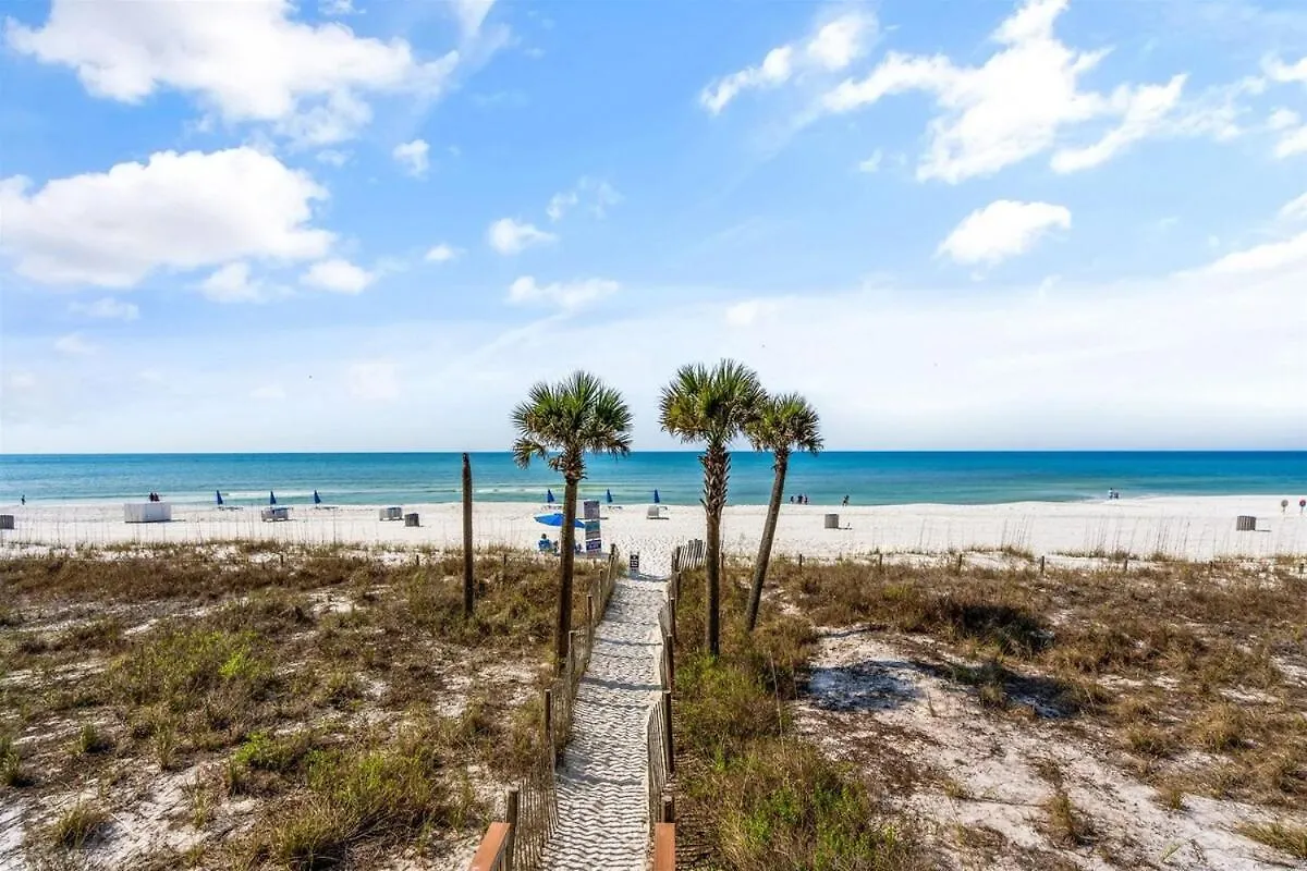 Edgewater Windward 104 - 1 Bedroom Beachfront Sleeps 4 Panama City Beach Apartment