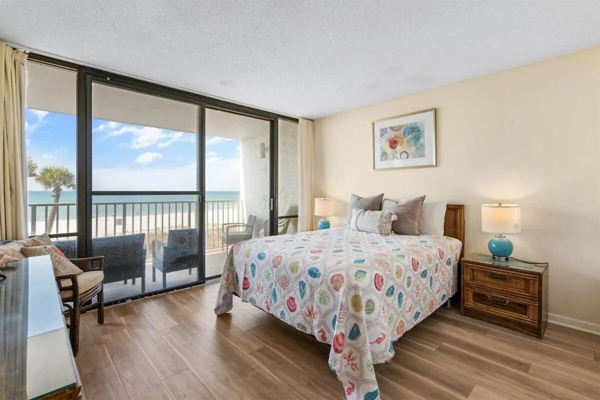 Edgewater Windward 104 - 1 Bedroom Beachfront Sleeps 4 Panama City Beach 0*,  United States